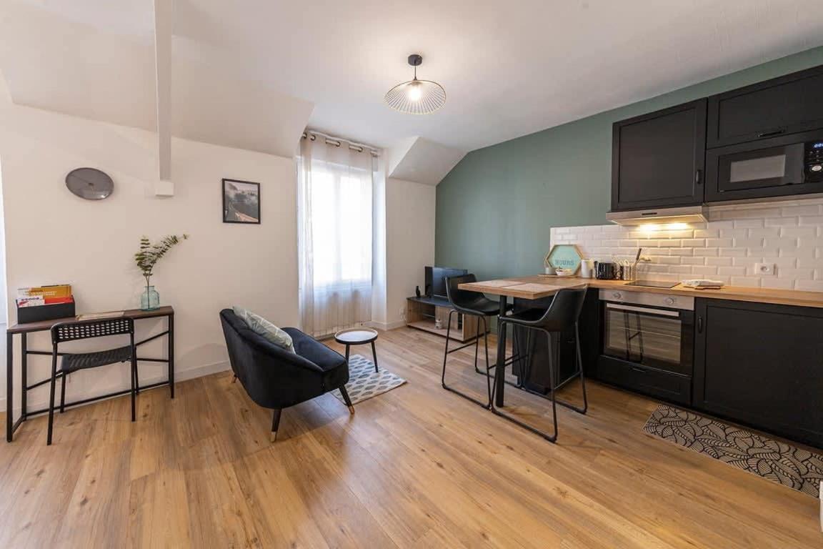 Coquelin - Joli Appartement Renove Рен Екстериор снимка